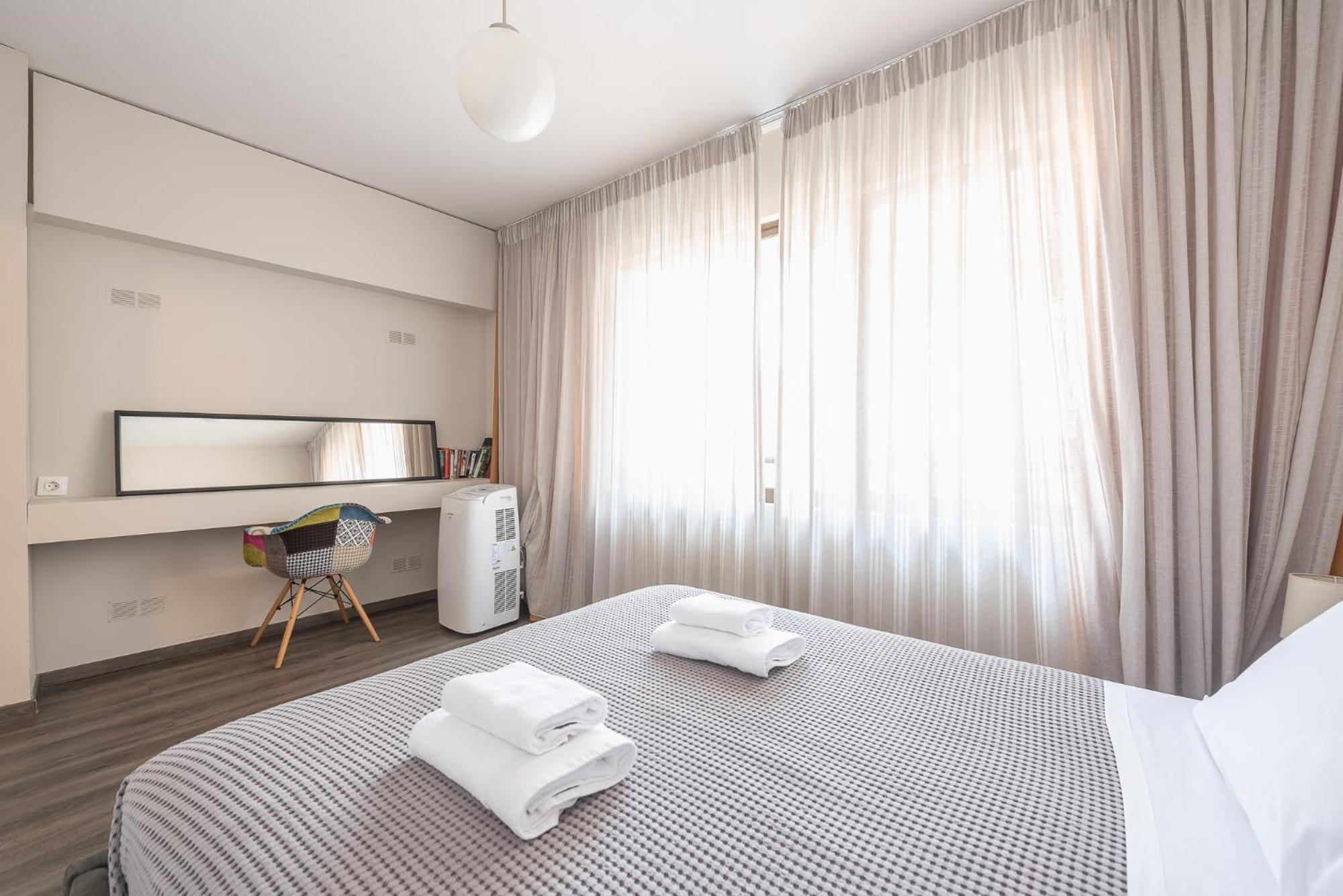 Apartment Steps From Historic Center Plaka 아테네 외부 사진