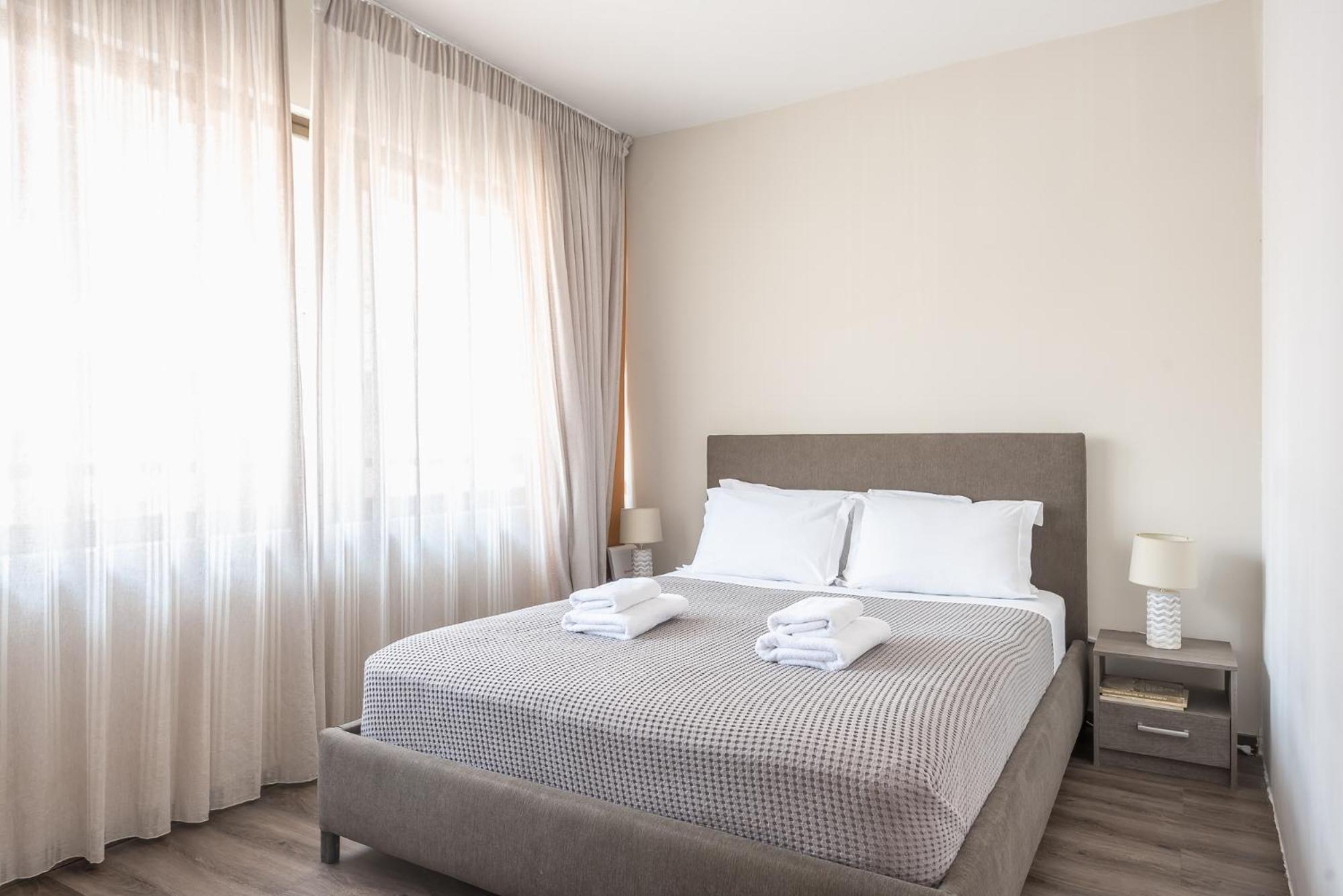 Apartment Steps From Historic Center Plaka 아테네 외부 사진