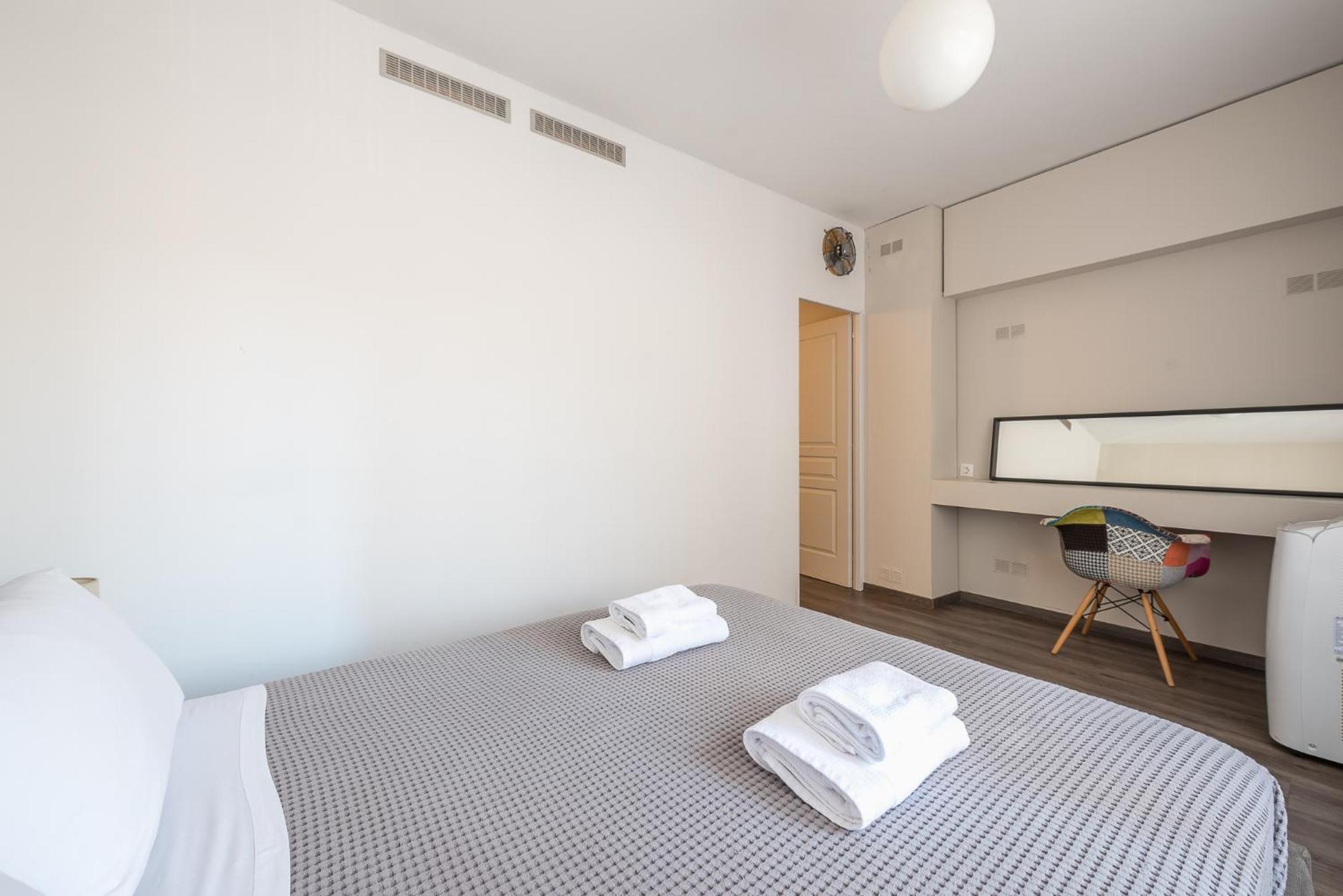 Apartment Steps From Historic Center Plaka 아테네 외부 사진