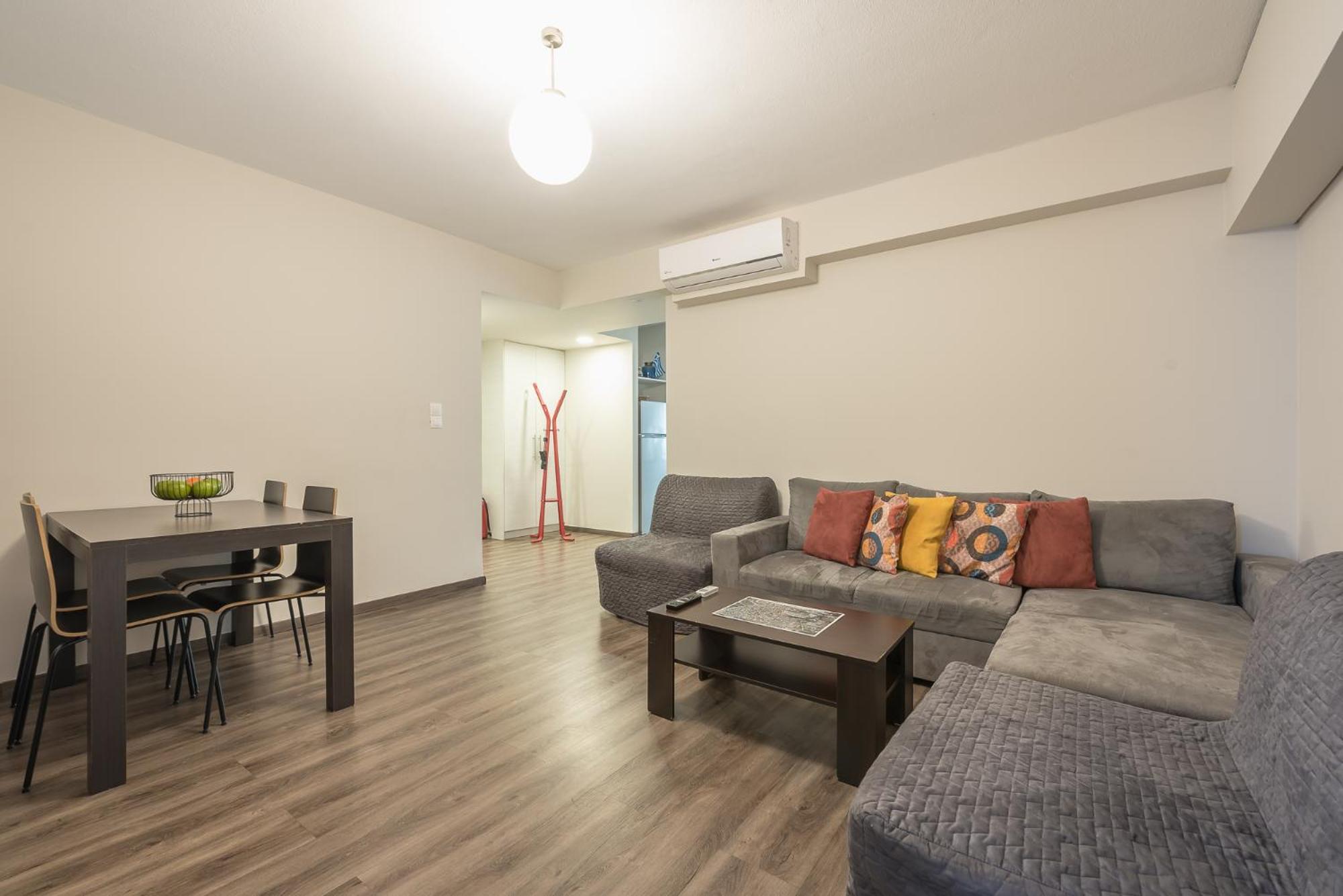 Apartment Steps From Historic Center Plaka 아테네 외부 사진
